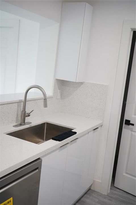 En Venta: $489,000 (4 camas, 2 baños, 1732 Pies cuadrados)