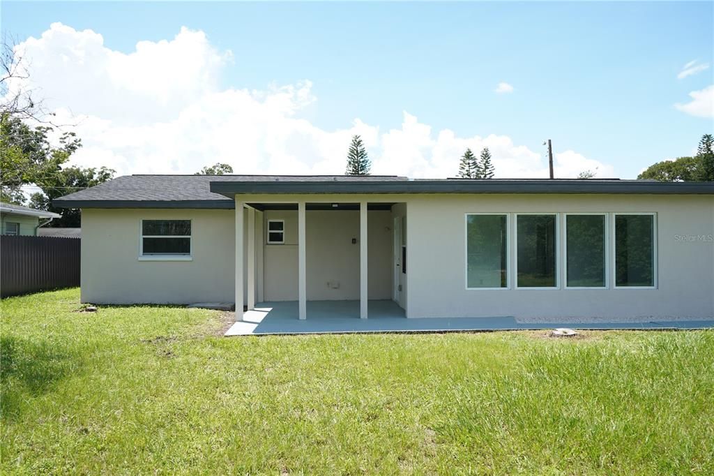 En Venta: $489,000 (4 camas, 2 baños, 1732 Pies cuadrados)