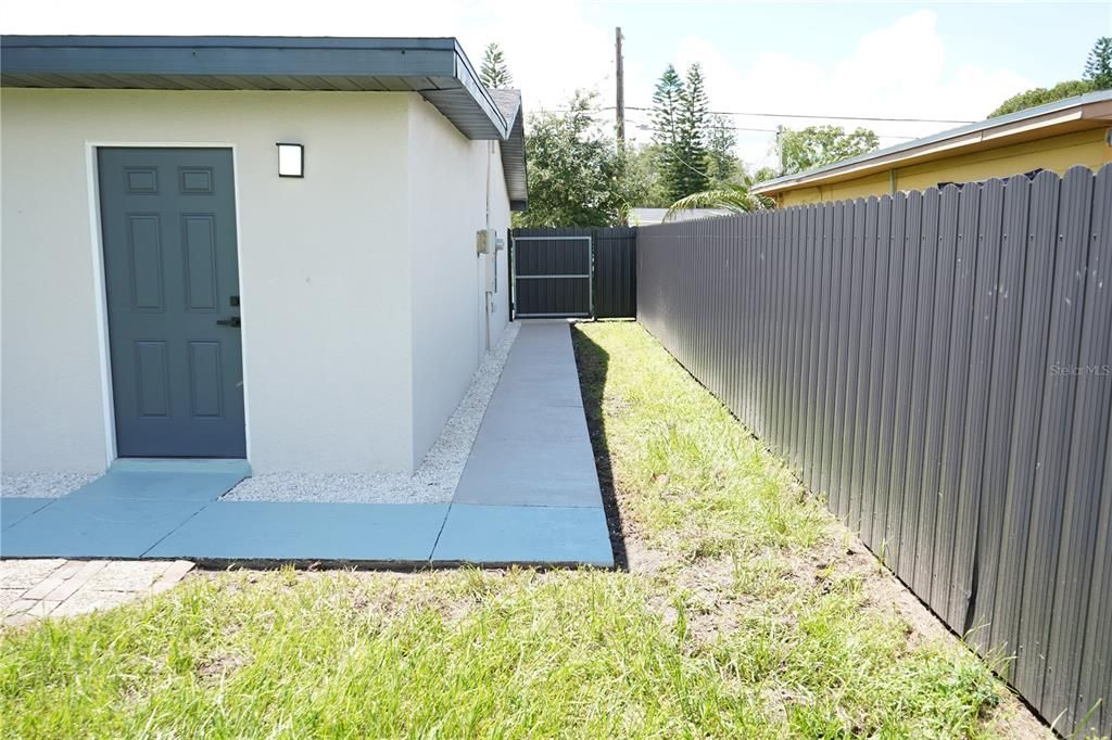 En Venta: $489,000 (4 camas, 2 baños, 1732 Pies cuadrados)
