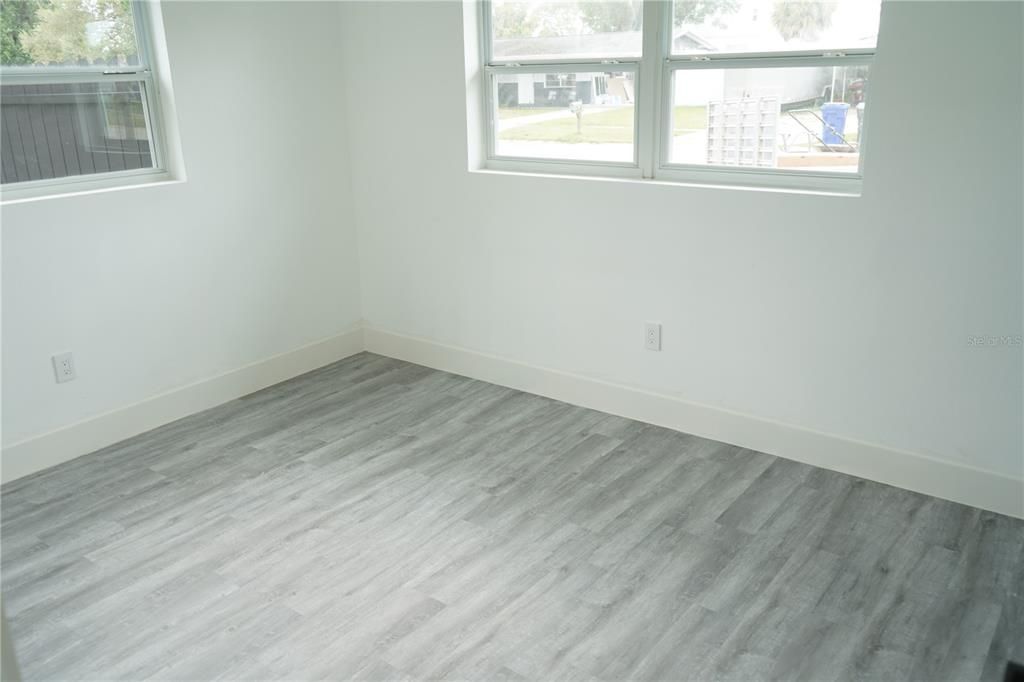 En Venta: $489,000 (4 camas, 2 baños, 1732 Pies cuadrados)
