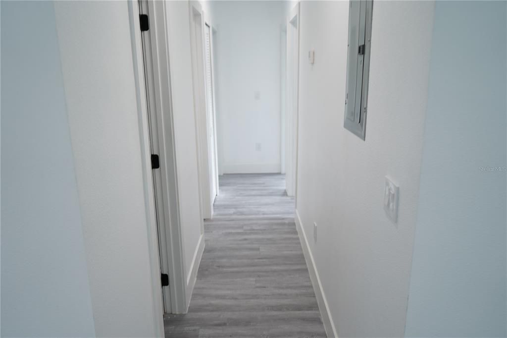En Venta: $489,000 (4 camas, 2 baños, 1732 Pies cuadrados)
