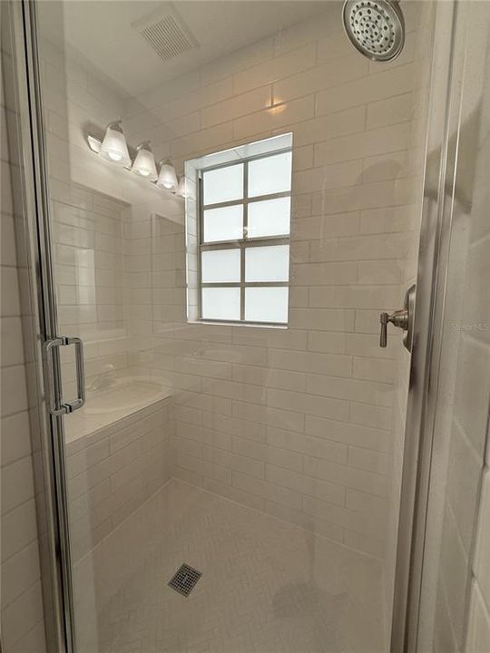 En Venta: $528,800 (3 camas, 2 baños, 1640 Pies cuadrados)