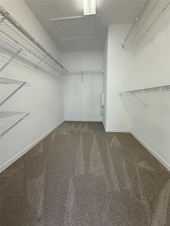 En Venta: $528,800 (3 camas, 2 baños, 1640 Pies cuadrados)