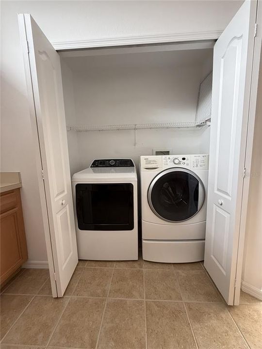 En Venta: $528,800 (3 camas, 2 baños, 1640 Pies cuadrados)