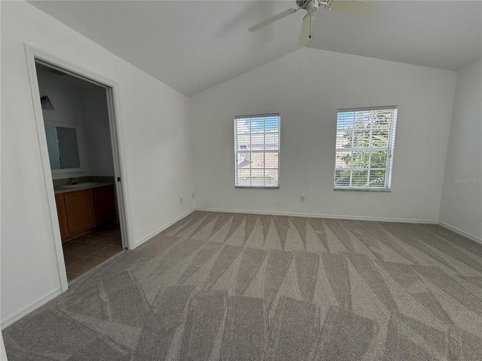 En Venta: $528,800 (3 camas, 2 baños, 1640 Pies cuadrados)