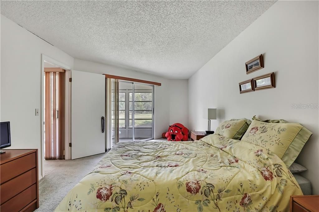 Activo con contrato: $129,500 (2 camas, 2 baños, 1142 Pies cuadrados)