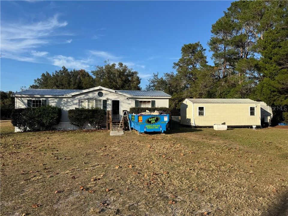 Recently Sold: $99,000 (3 beds, 2 baths, 1056 Square Feet)