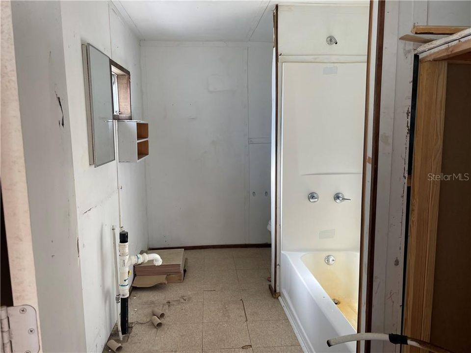 Недавно продано: $49,900 (3 спален, 2 ванн, 1152 Квадратных фут)