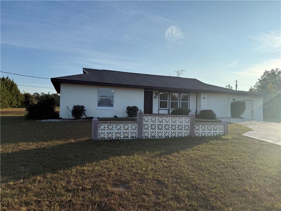 Vendido Recientemente: $219,000 (2 camas, 2 baños, 1042 Pies cuadrados)