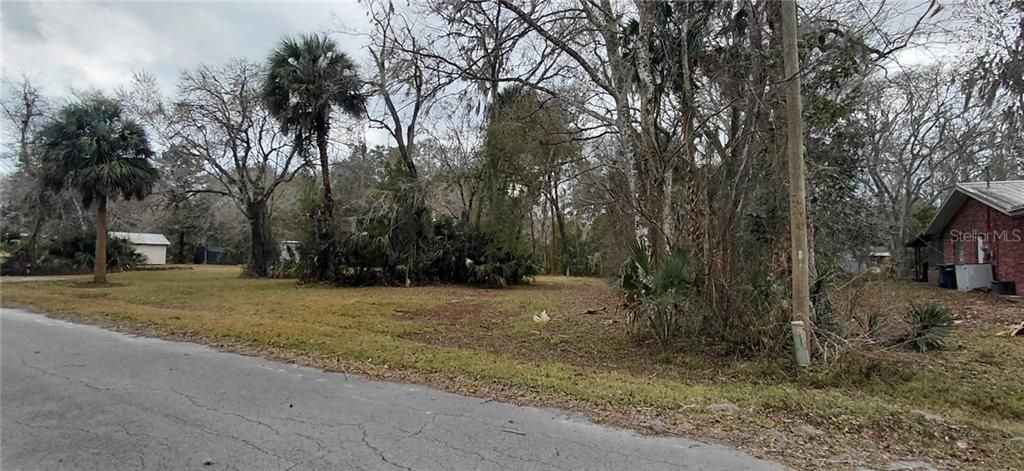 Recently Sold: $85,000 (0.94 acres)