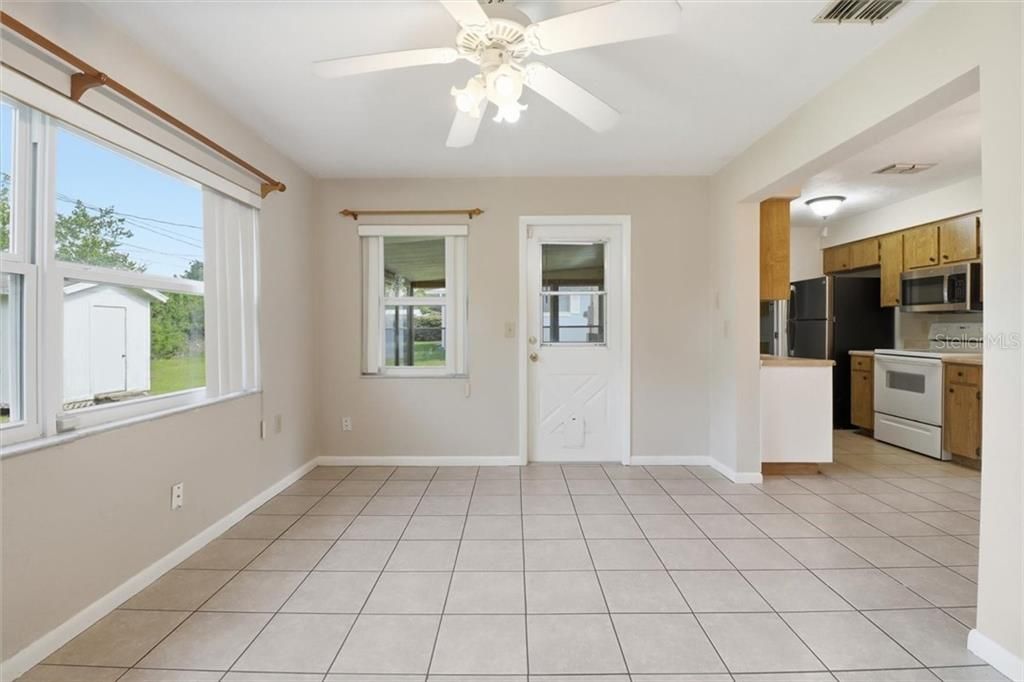 Vendido Recientemente: $110,000 (2 camas, 1 baños, 1084 Pies cuadrados)