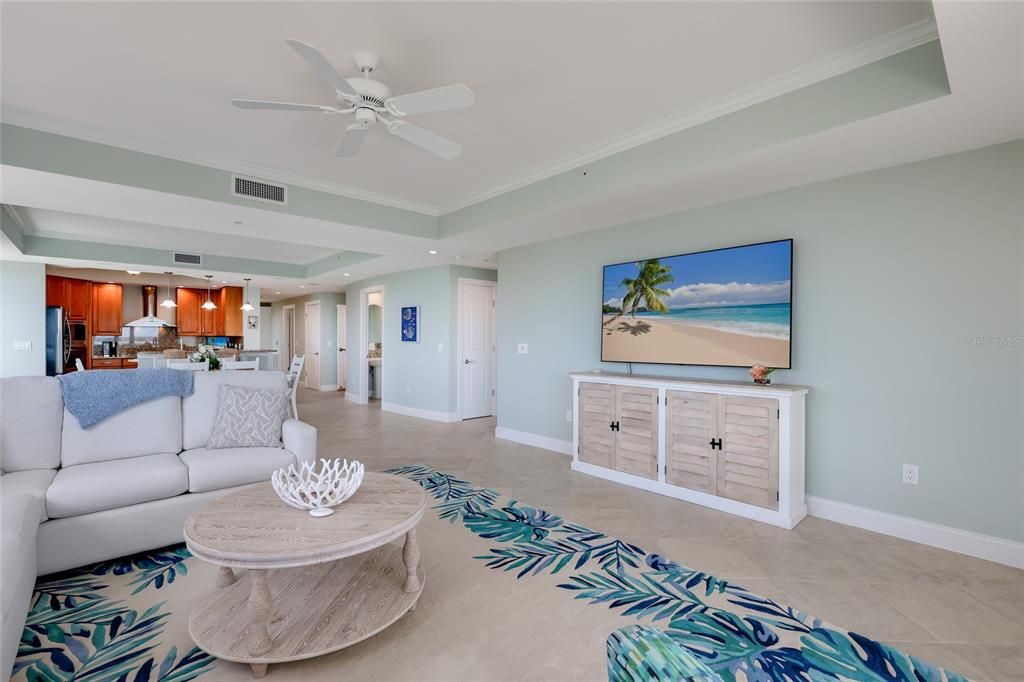 На продажу: $1,600,000 (3 спален, 2 ванн, 2166 Квадратных фут)