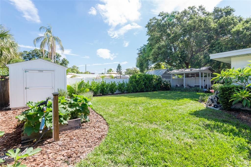 For Rent: $3,750 (3 beds, 2 baths, 1480 Square Feet)