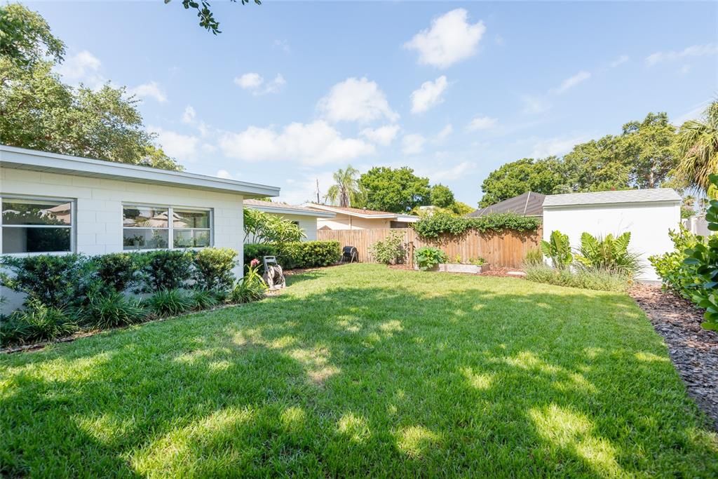 For Rent: $3,750 (3 beds, 2 baths, 1480 Square Feet)
