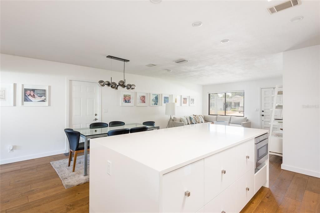For Rent: $3,750 (3 beds, 2 baths, 1480 Square Feet)