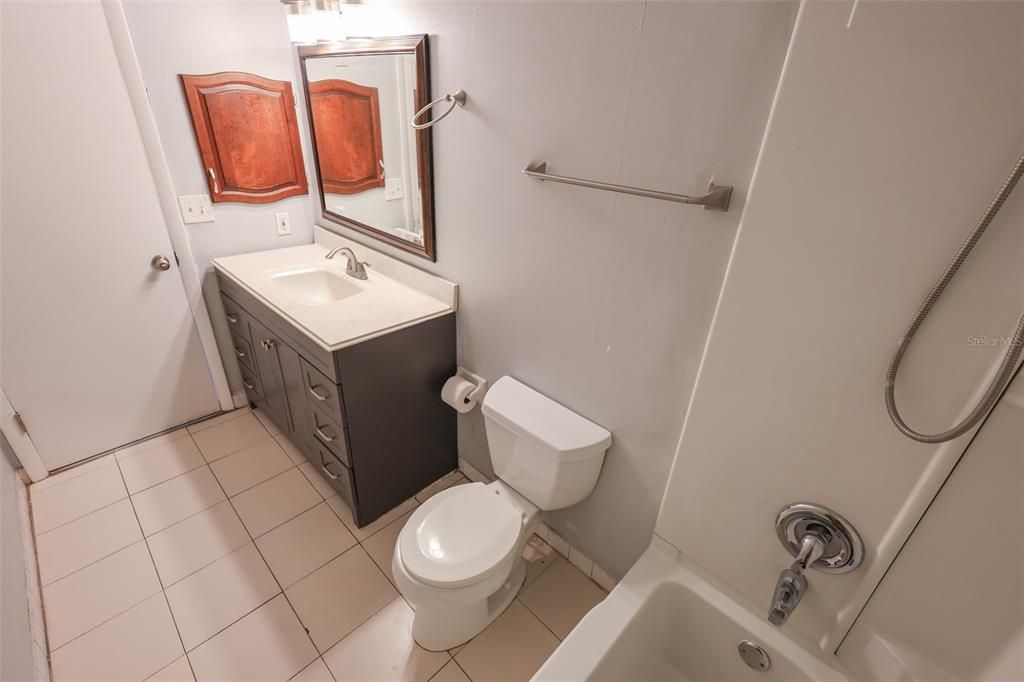 For Rent: $2,600 (3 beds, 1 baths, 1440 Square Feet)