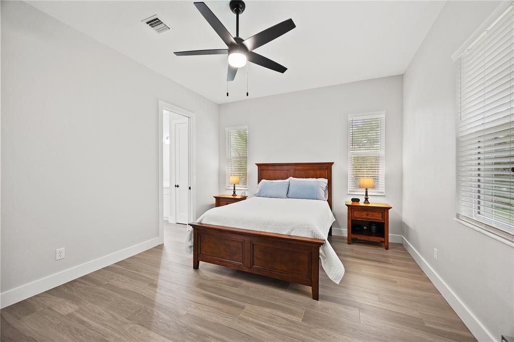For Sale: $1,150,000 (3 beds, 2 baths, 2056 Square Feet)