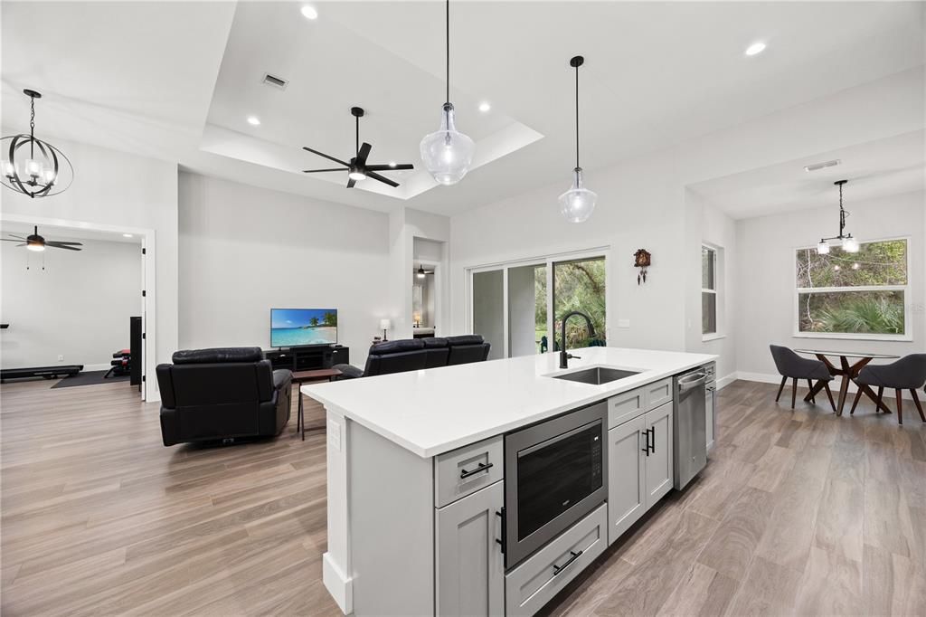 For Sale: $1,150,000 (3 beds, 2 baths, 2056 Square Feet)
