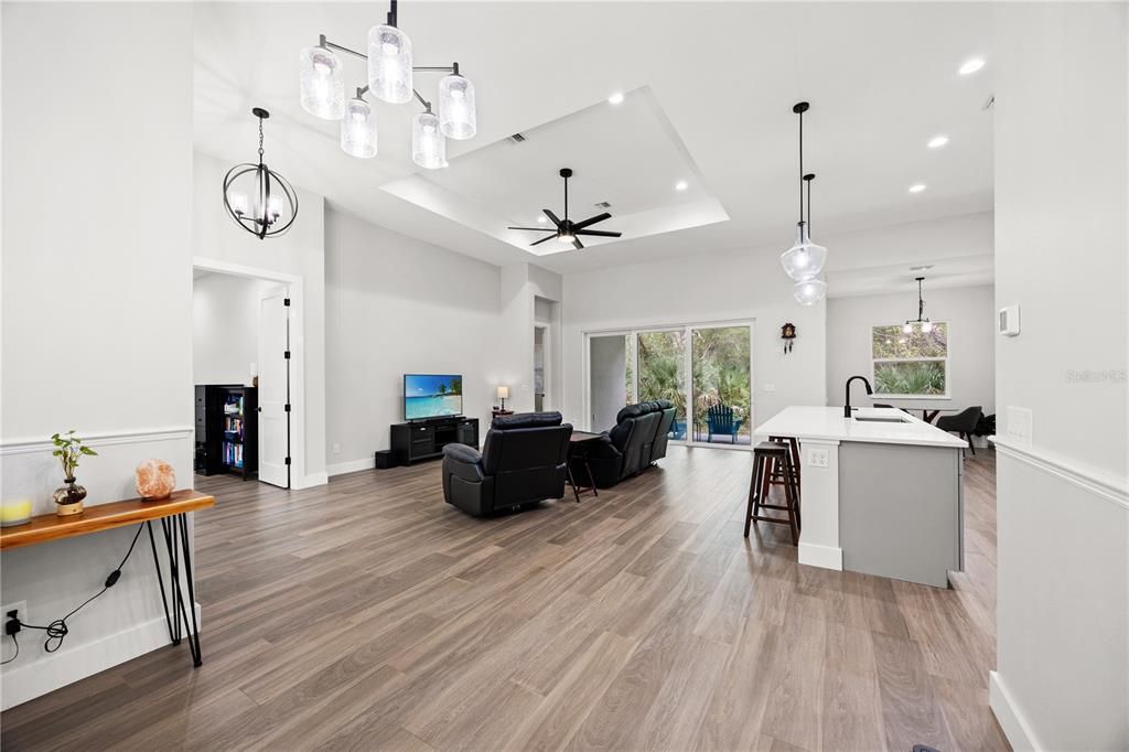 For Sale: $1,150,000 (3 beds, 2 baths, 2056 Square Feet)