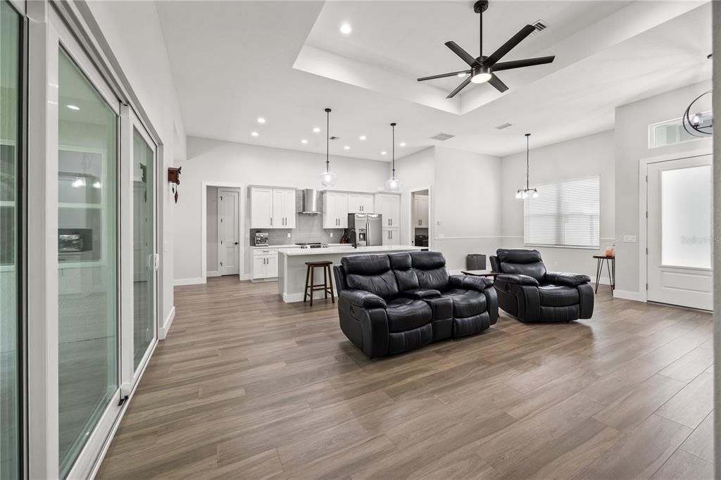 For Sale: $1,150,000 (3 beds, 2 baths, 2056 Square Feet)