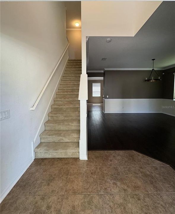 For Rent: $3,000 (5 beds, 2 baths, 2560 Square Feet)