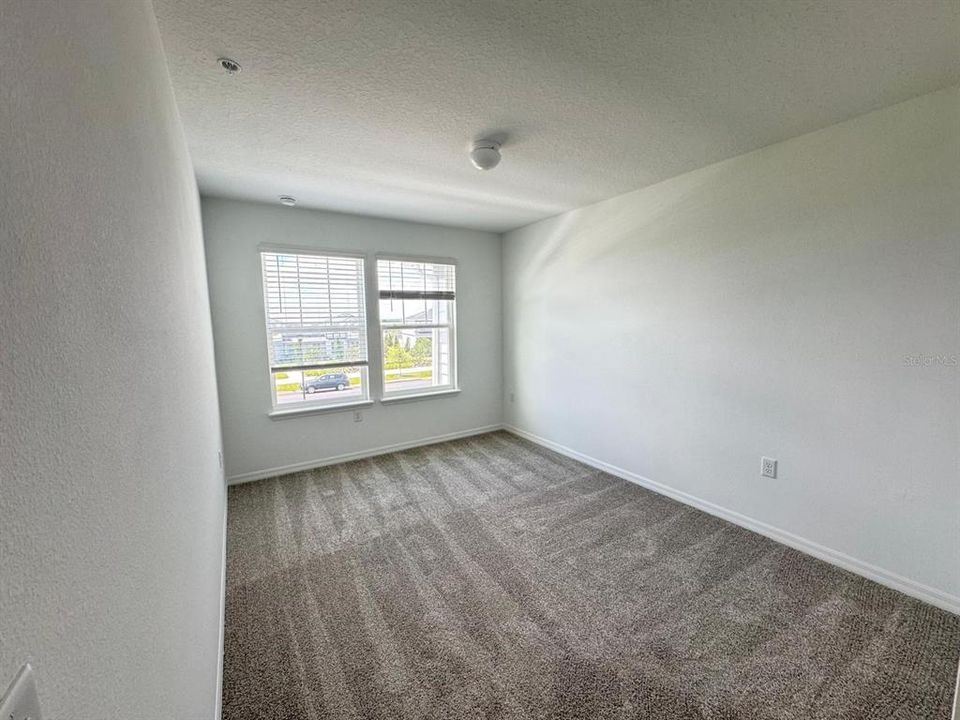 В аренду: $2,600 (3 спален, 2 ванн, 1652 Квадратных фут)