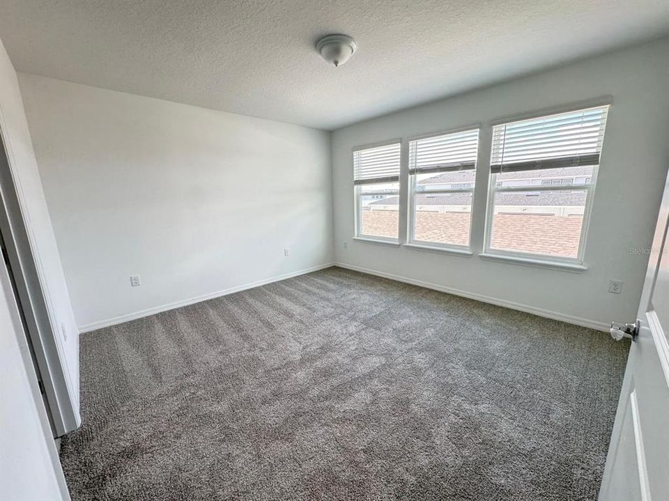 В аренду: $2,600 (3 спален, 2 ванн, 1652 Квадратных фут)