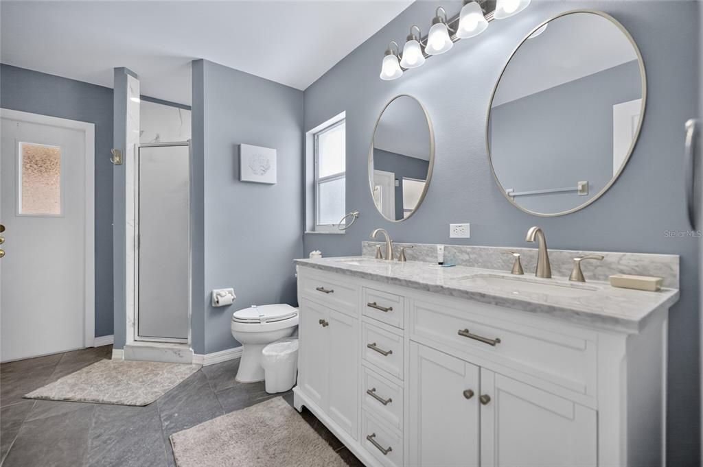 For Sale: $400,000 (4 beds, 2 baths, 1601 Square Feet)