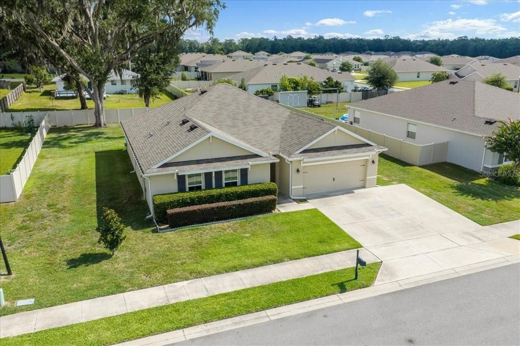 For Sale: $359,900 (4 beds, 2 baths, 2319 Square Feet)