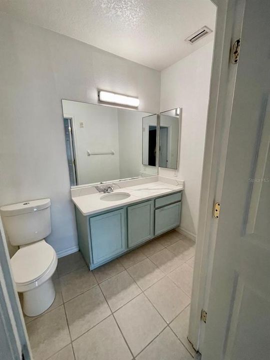 На продажу: $175,000 (3 спален, 2 ванн, 1151 Квадратных фут)
