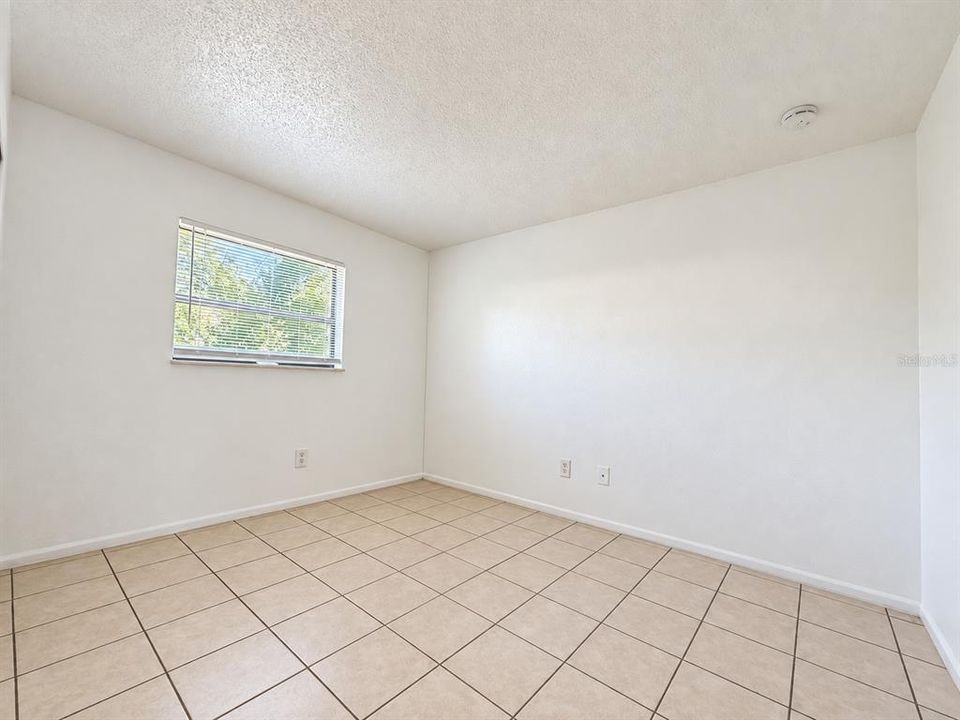 В аренду: $1,450 (2 спален, 1 ванн, 845 Квадратных фут)