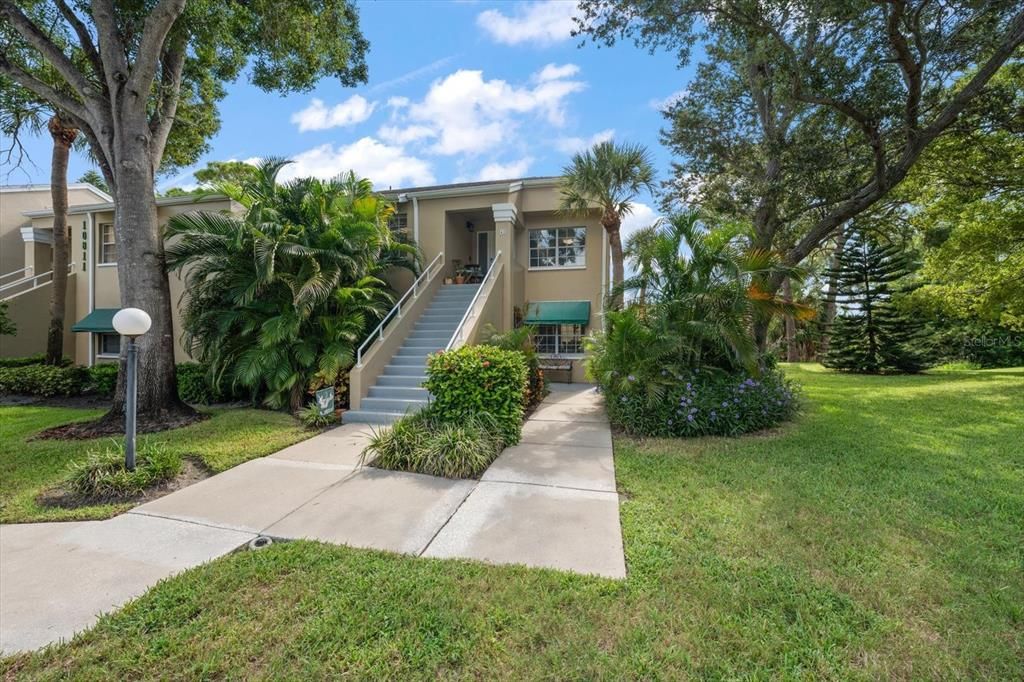 En Venta: $345,000 (2 camas, 2 baños, 1286 Pies cuadrados)