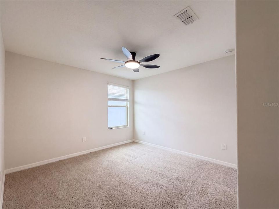 En Venta: $345,000 (5 camas, 3 baños, 2560 Pies cuadrados)