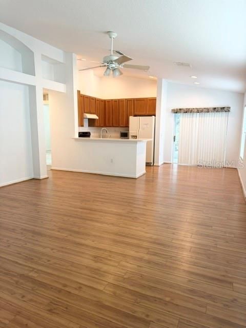 For Sale: $324,900 (3 beds, 2 baths, 1341 Square Feet)