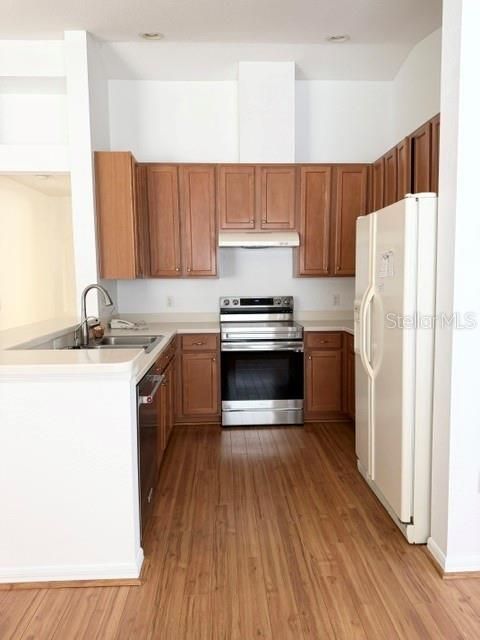 For Sale: $324,900 (3 beds, 2 baths, 1341 Square Feet)