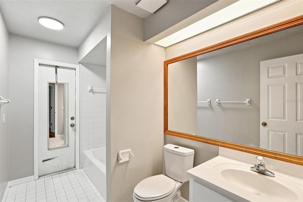 На продажу: $369,000 (3 спален, 2 ванн, 1611 Квадратных фут)