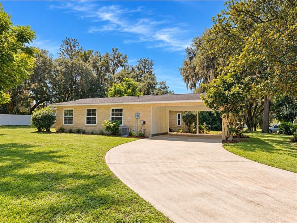 En Venta: $229,000 (3 camas, 3 baños, 2021 Pies cuadrados)