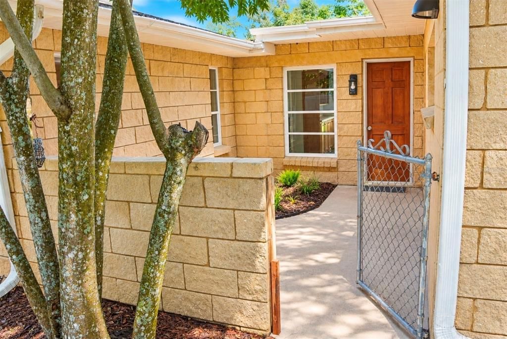 En Venta: $229,000 (3 camas, 3 baños, 2021 Pies cuadrados)