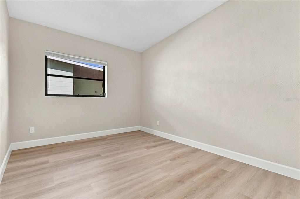 En Venta: $339,900 (3 camas, 1 baños, 988 Pies cuadrados)