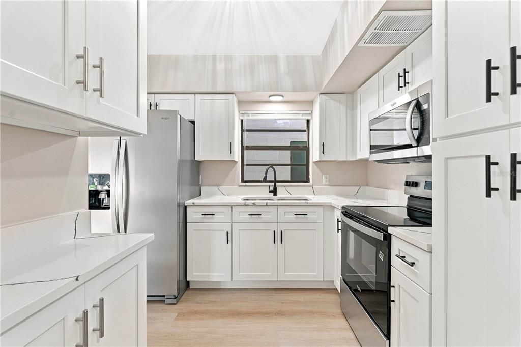 En Venta: $339,900 (3 camas, 1 baños, 988 Pies cuadrados)