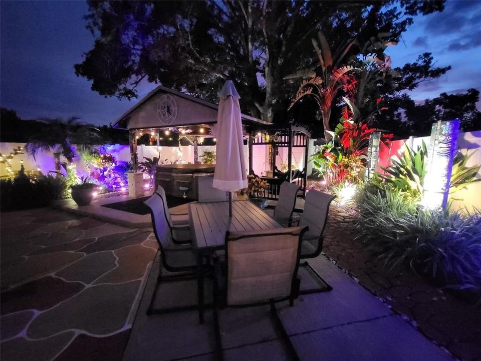 For Sale: $450,000 (3 beds, 2 baths, 1700 Square Feet)