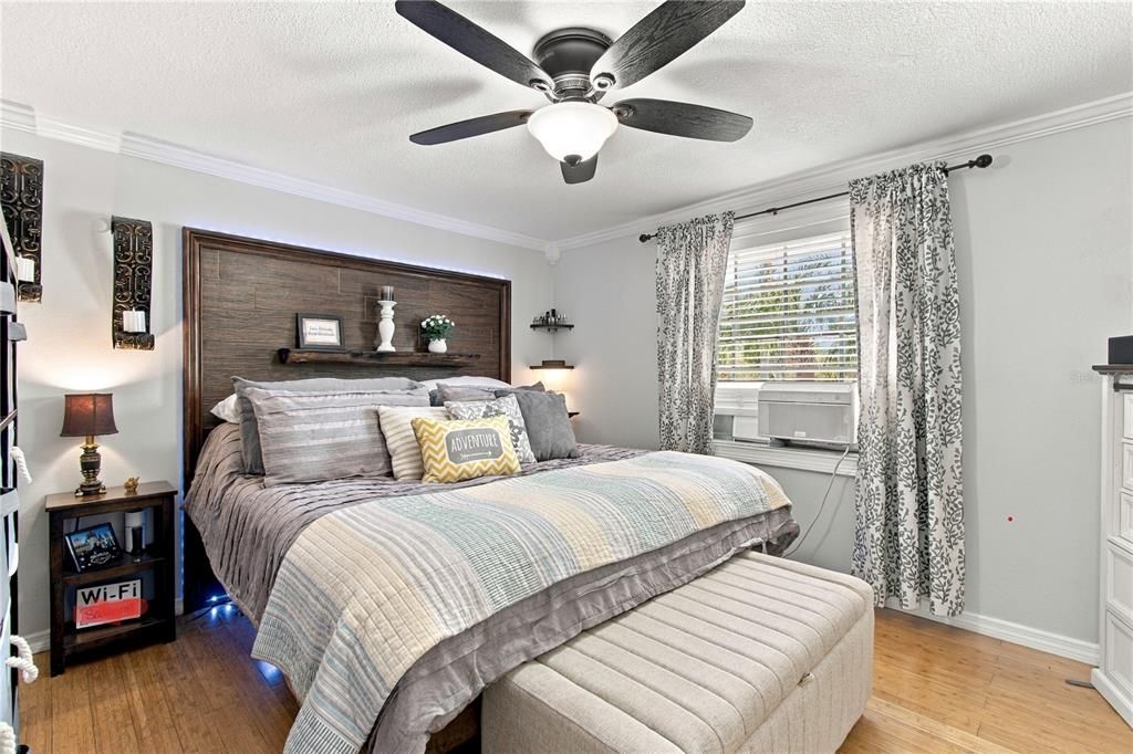 For Sale: $450,000 (3 beds, 2 baths, 1700 Square Feet)