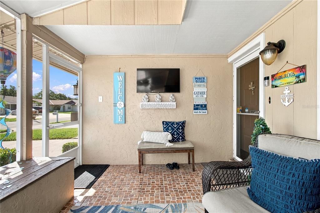 For Sale: $450,000 (3 beds, 2 baths, 1700 Square Feet)
