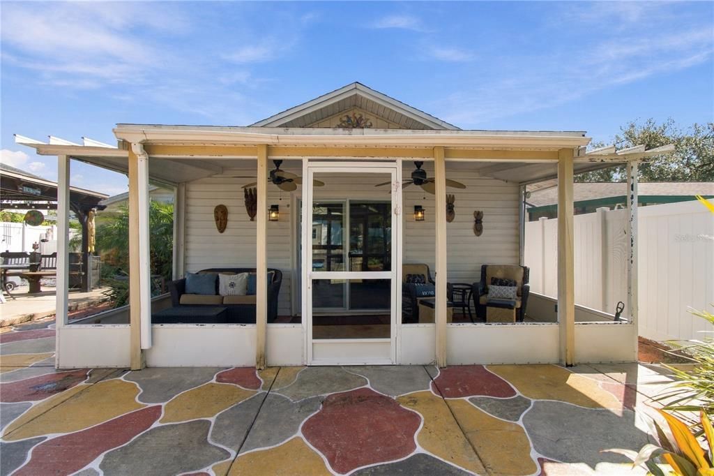 For Sale: $450,000 (3 beds, 2 baths, 1700 Square Feet)