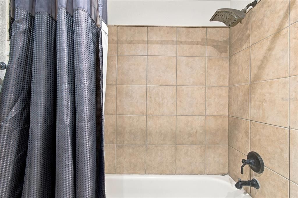 For Sale: $450,000 (3 beds, 2 baths, 1700 Square Feet)