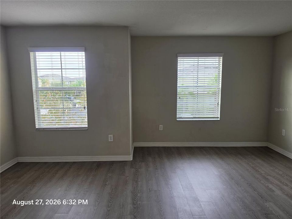 For Sale: $218,000 (2 beds, 2 baths, 1578 Square Feet)