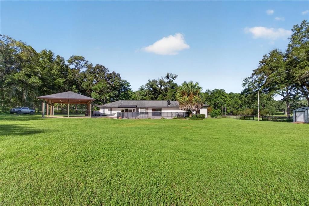 For Sale: $525,000 (2 beds, 2 baths, 1814 Square Feet)