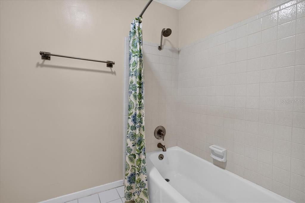 For Sale: $525,000 (2 beds, 2 baths, 1814 Square Feet)
