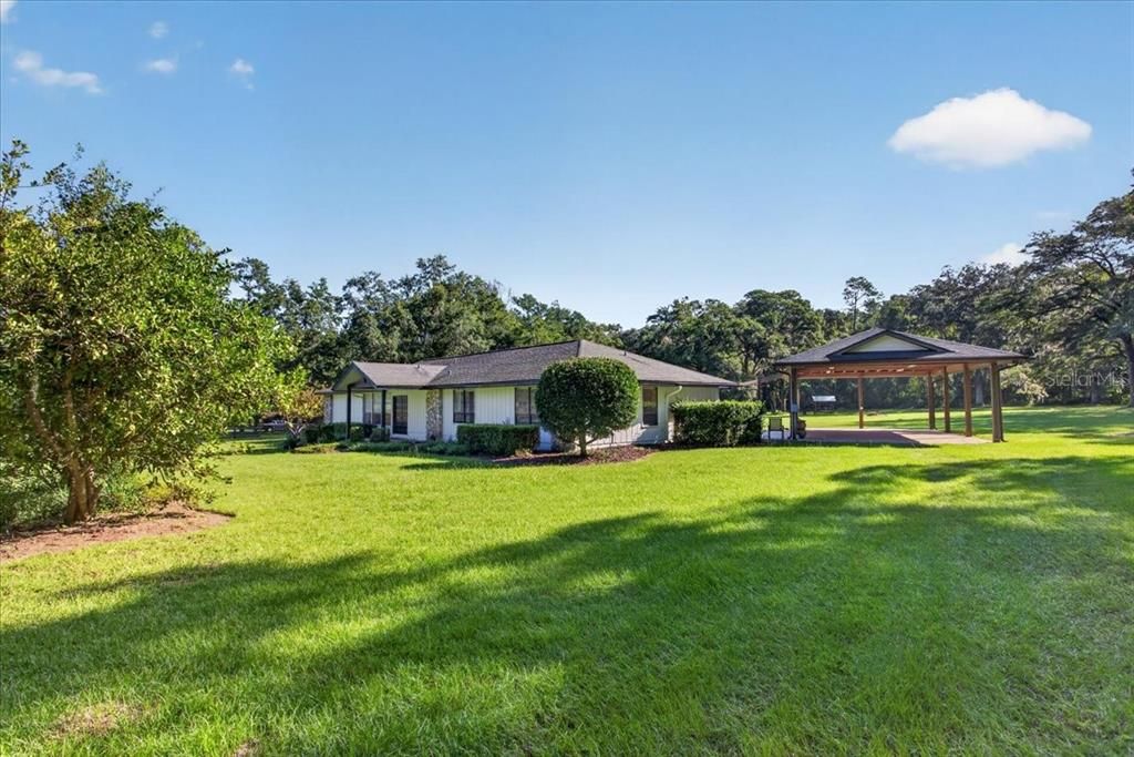 For Sale: $525,000 (2 beds, 2 baths, 1814 Square Feet)