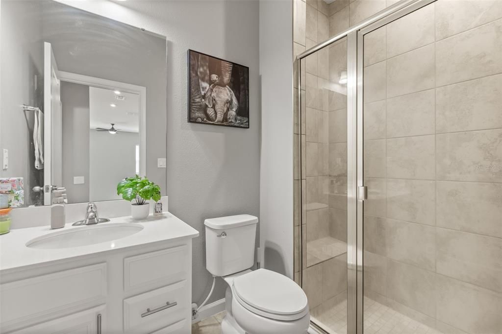 En Venta: $449,000 (4 camas, 3 baños, 2870 Pies cuadrados)